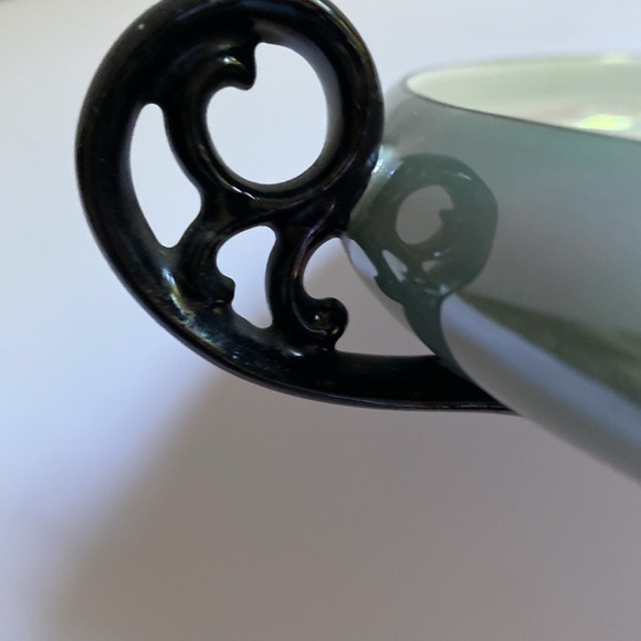 Vintage Lustreware serving dish. Beautifully hand painted. - Picture 7 of 12